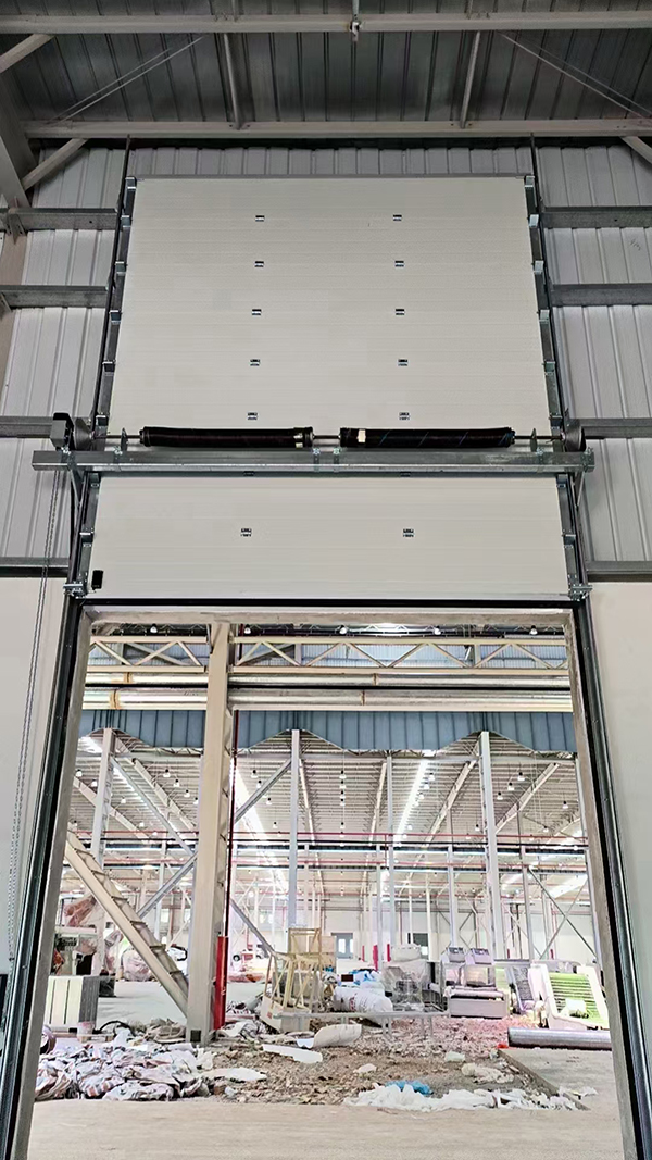 宕昌工业提升门