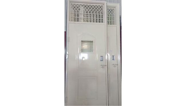 宕昌学校教室门