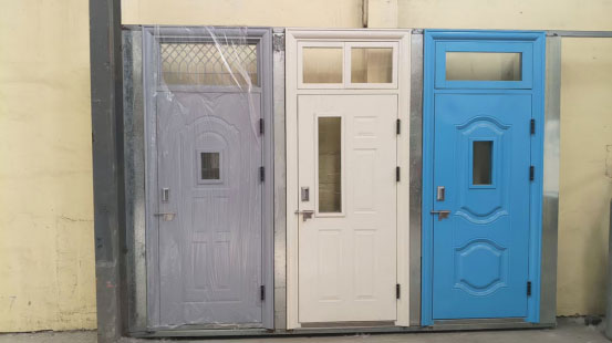 宕昌学校教室门