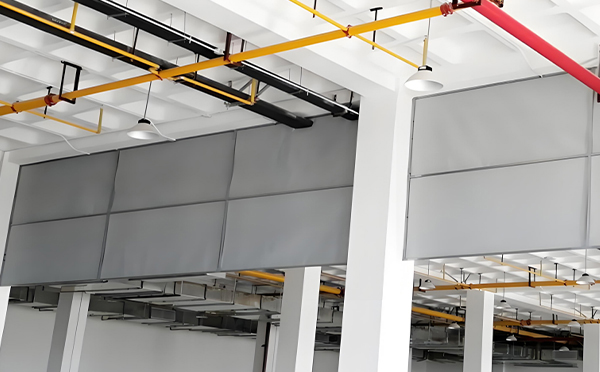 商场防烟分区常闭节点：宕昌挡烟垂壁高度与控制器接线图解